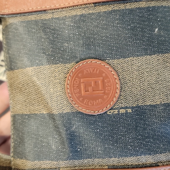 Authentic Fendi small tote bag - Picture 7 of 15